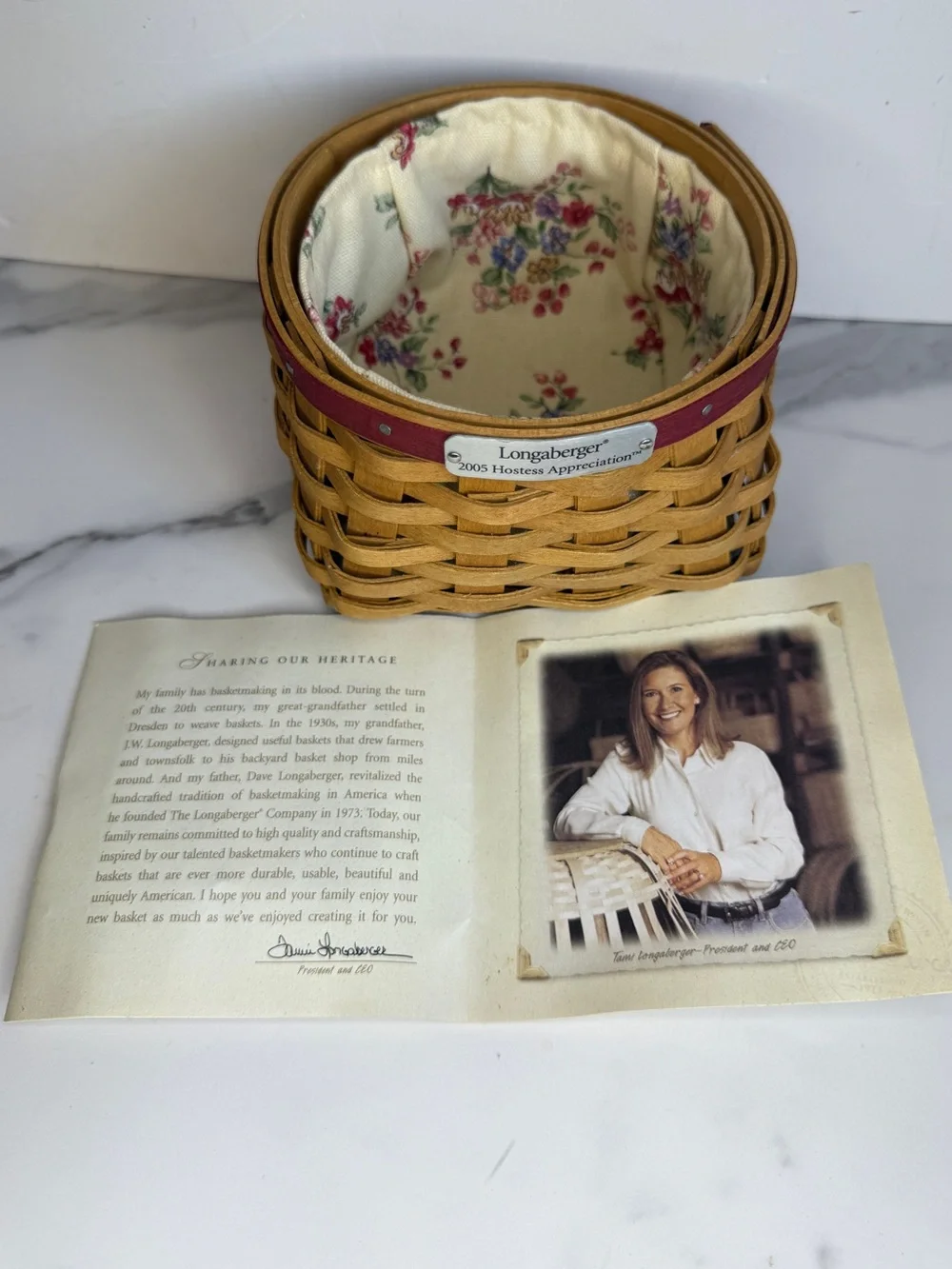 LONGABERGER 2005 Hostess Appreciation Basket Liner Pamphlet Signed